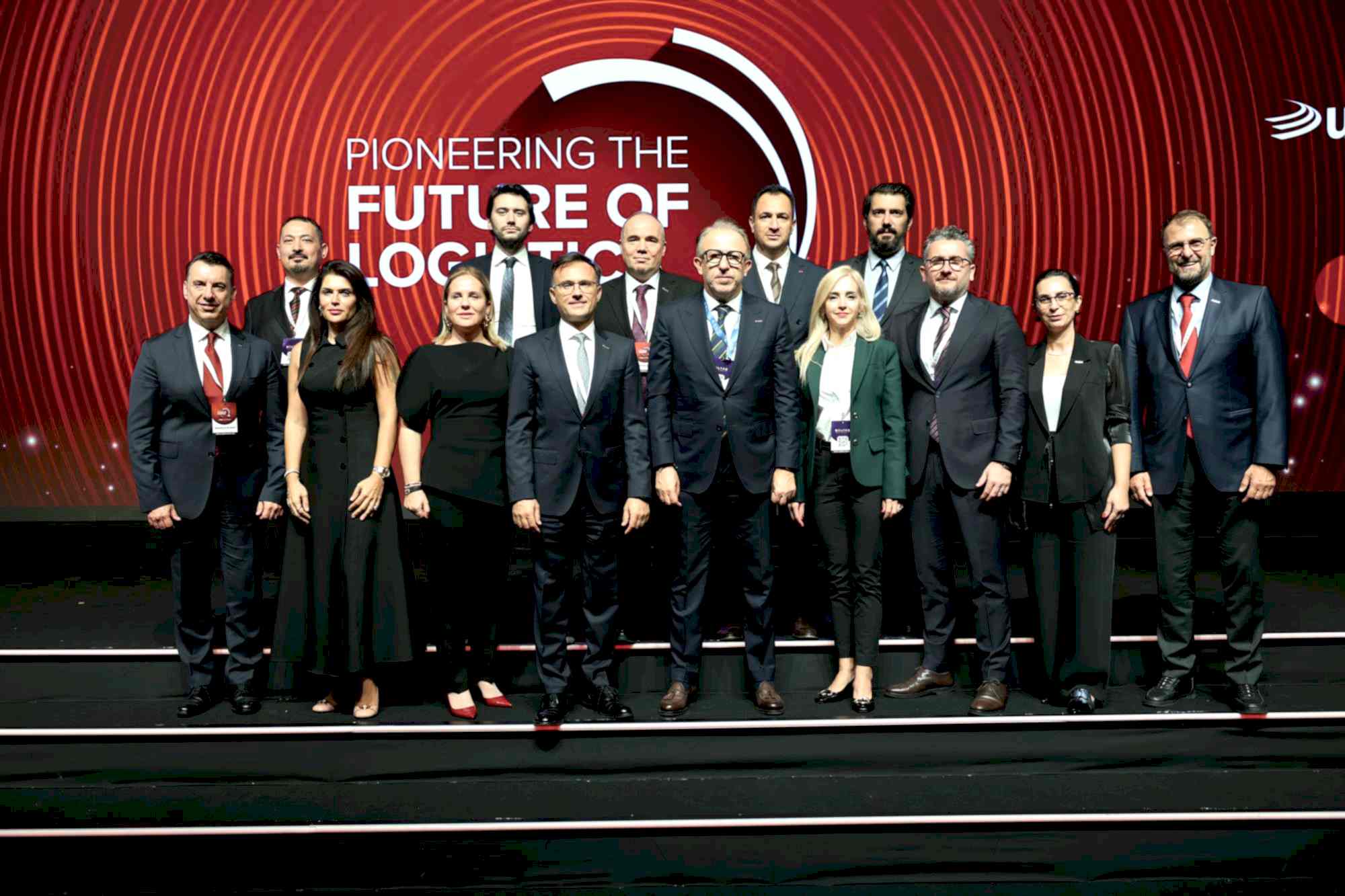 THE LOGISTICS INDUSTRY WHICH AIMS A $200 BILLION MARKET SIZE MET AT TÜRKİYE LOGISTICS SUMMIT 2025 