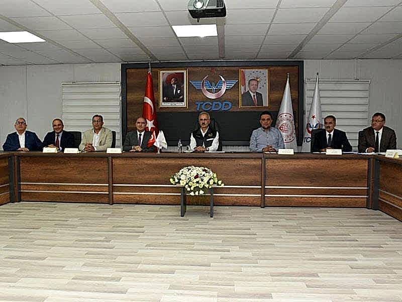 ANKARA–İZMİR ARASI 3,5 SAAT OLUYOR