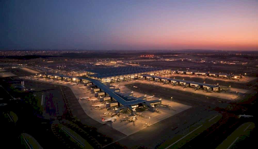 İSTANBUL HAVALİMANI’NDAN ÇİFTE BAŞARI